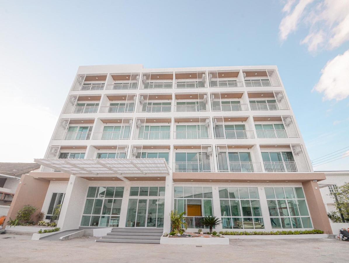โรงแรมแอกเนส บุรีรัมย์