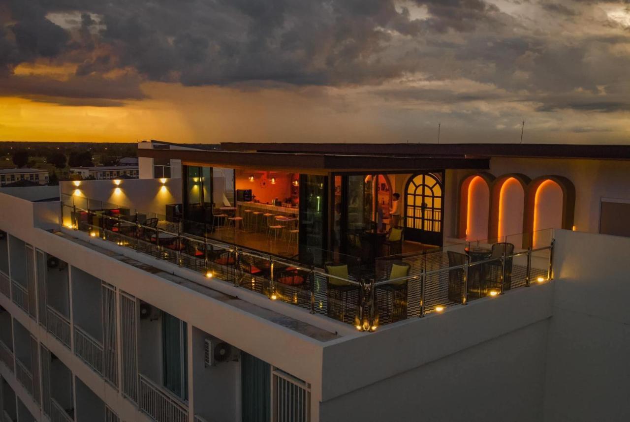 Agnes Hotel